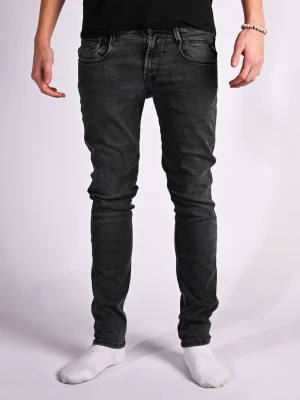 Replay Anbass jeans - Replay Anbass jeans i hög kvalitet med snygg tvätt. Bra skick. Storlek: W30 Modell på bilderna är 180 cm lång