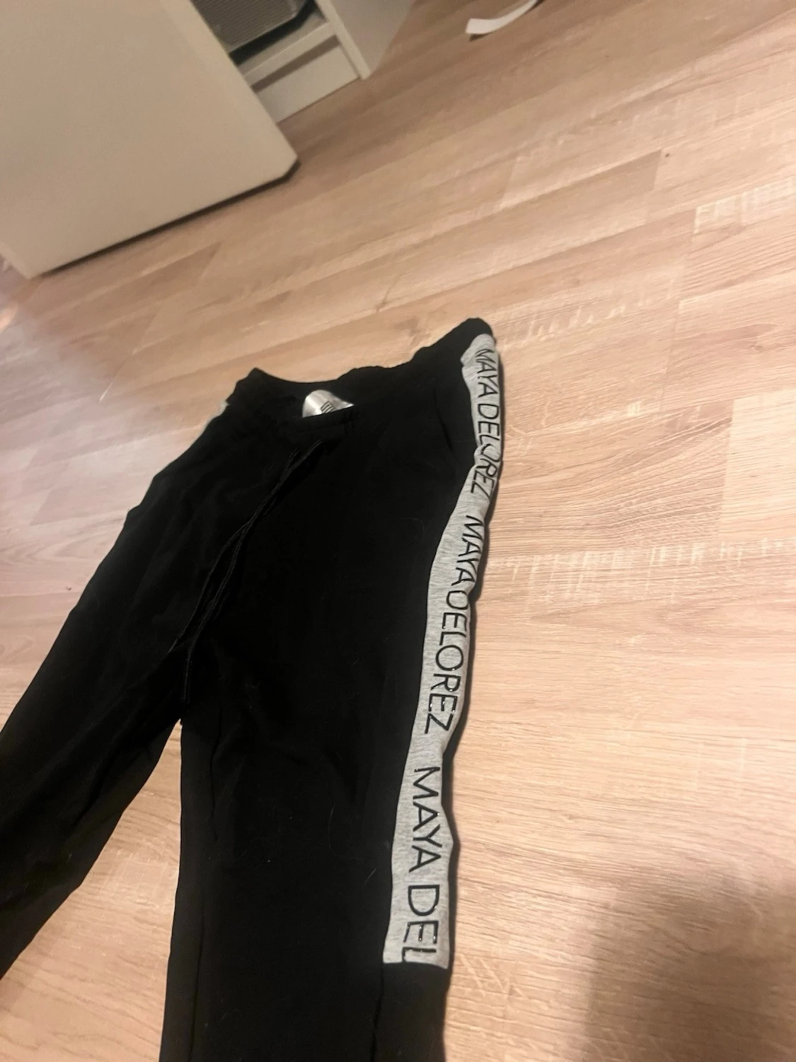 Svarta mjukisbyxor Maya Delorez 2XS - 1