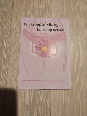 Din kropp är viktig, kunskap också! Bli expert på mens - Vi är ett UF-företag som vill ge dig chansen att läsa vår bok om mens.                                              En modern och informativ bok om mens, kroppen och puberteten. Perfekt för unga som vill förstå vad som händer i kroppen, med illustrationer och tips. Lättläst och peppande för dig som vill bli expert på mens och känna dig tryggare.
