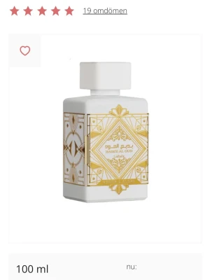 Bade'e Al Oud Honor & Glory - Stilren parfym från Lattafa med elegant design och exklusiv känsla. Flaskan rymmer 100 ml och är perfekt för dig som vill sticka ut med något unikt i din samling.