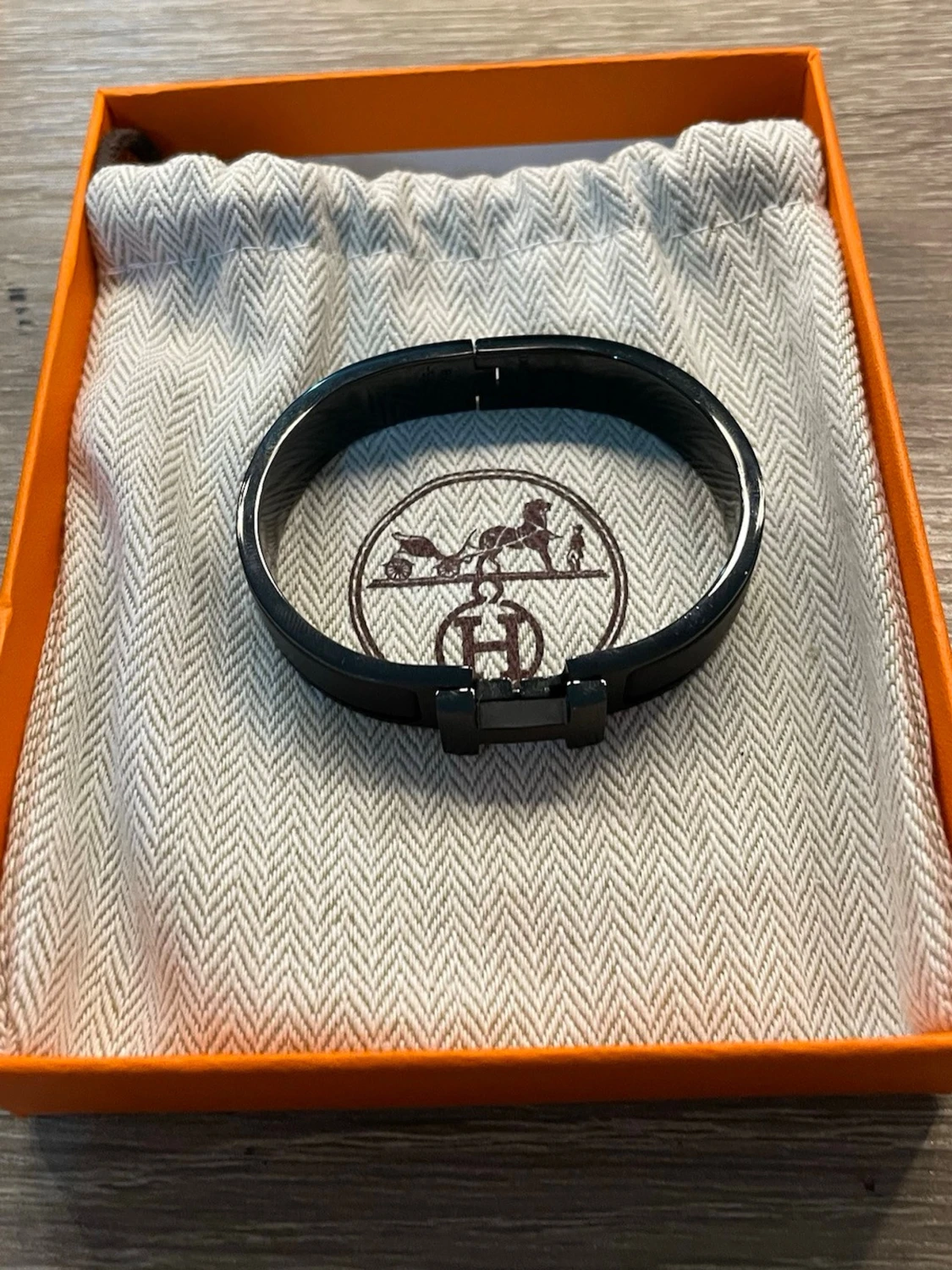 Svart H e r m e s Armband - 1