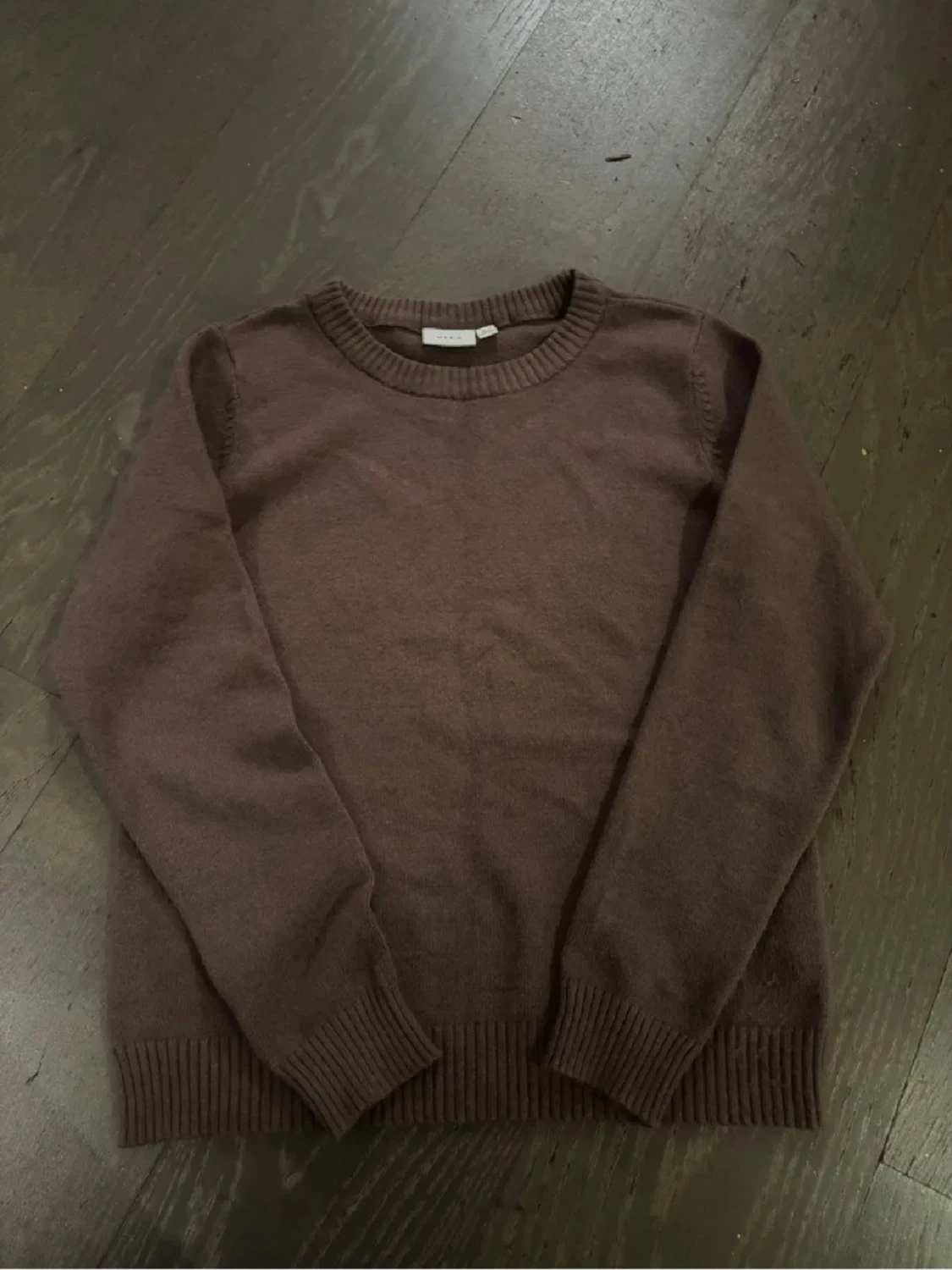 Brun stickad tröja från VILA - 1
