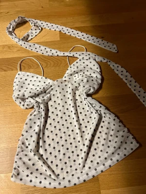 Scarf topp - Trendig Zara topp🖤s/m