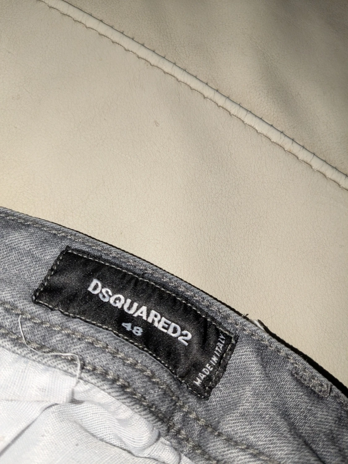 Grå slitna jeans från Dsquared2 - 2