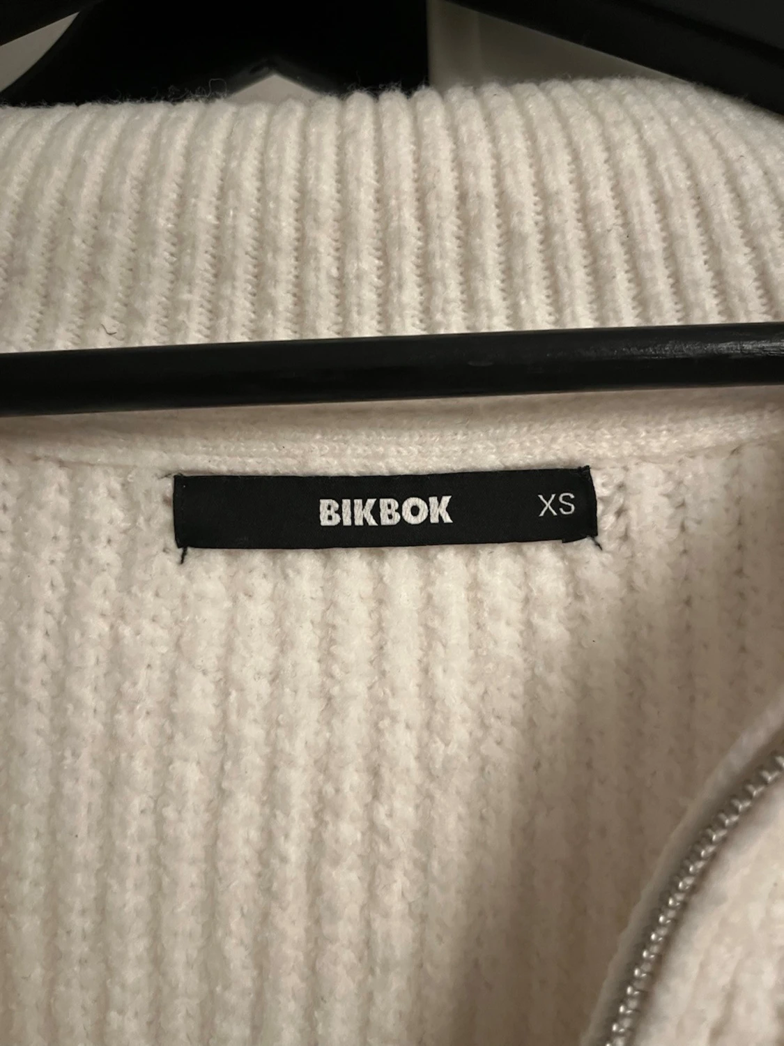 Vit stickad kofta från Bikbok - 3