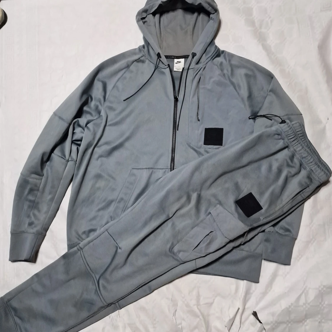 Nike Air Max grå hoodie med dragkedja