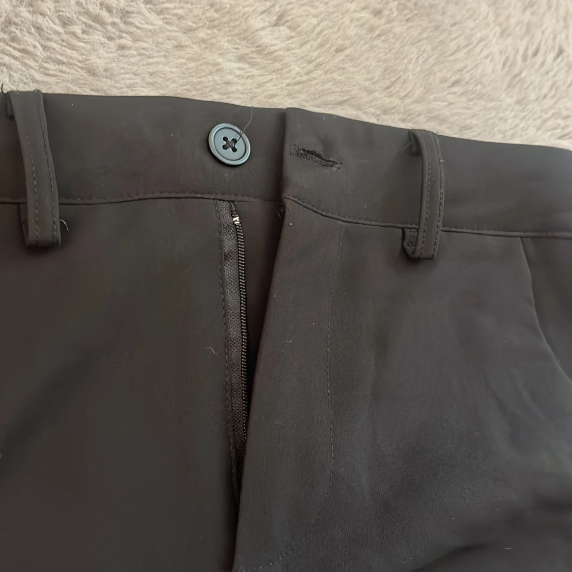 Svarta kostymbyxor från Xoxo Friends - 2