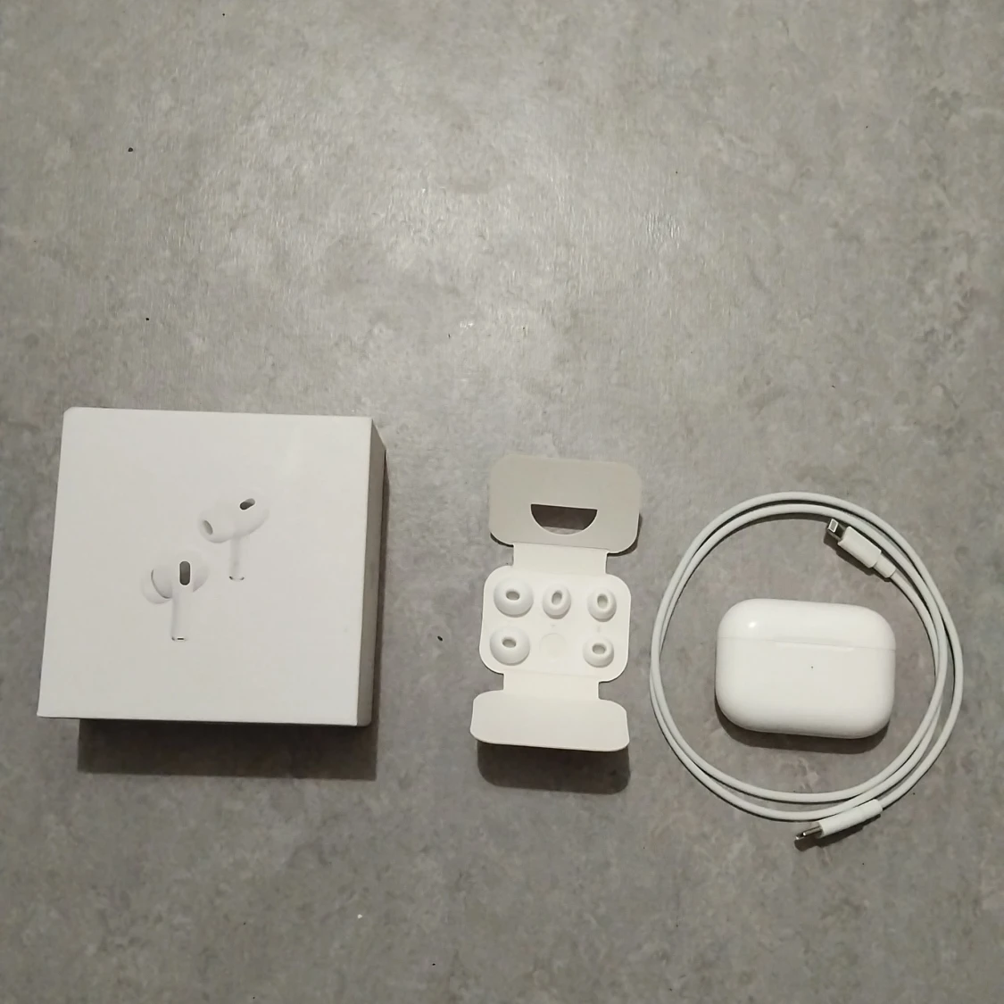 AirPods Pro 2nd Generation med MagSafe-laddningsetui