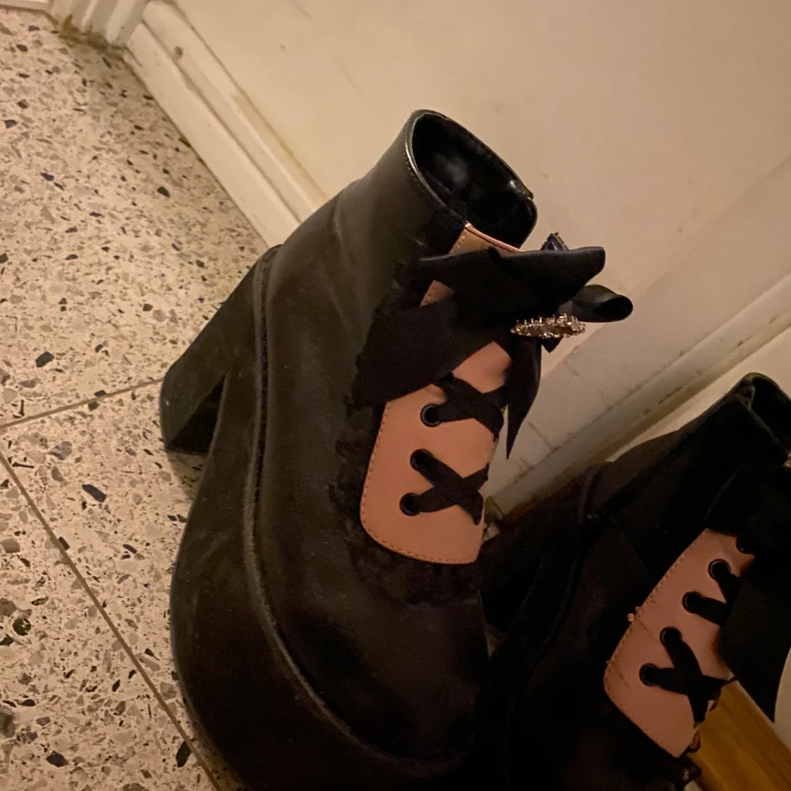 Svarta platåboots med rosetter (Jirai Kei) - 2