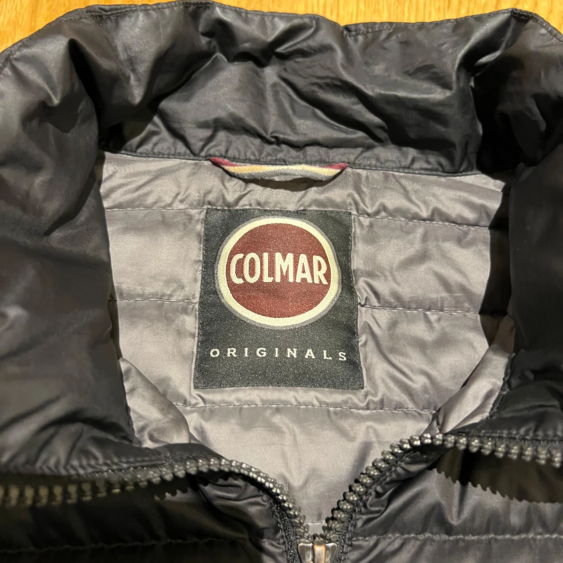 Svart dunjacka från Colmar - 2