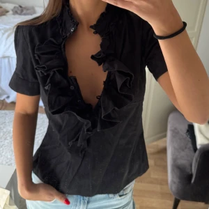 Topp Amaranto - Säljer min topp från amaranto, går att knäppa, se bild 3