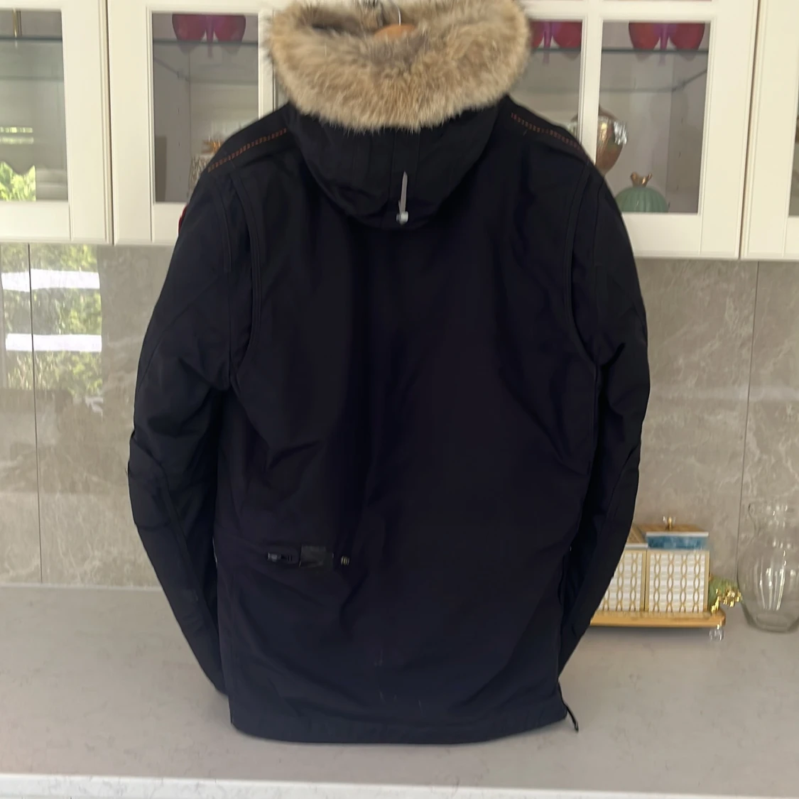 Svart vinterjacka Parajumpers Anchorage - 1