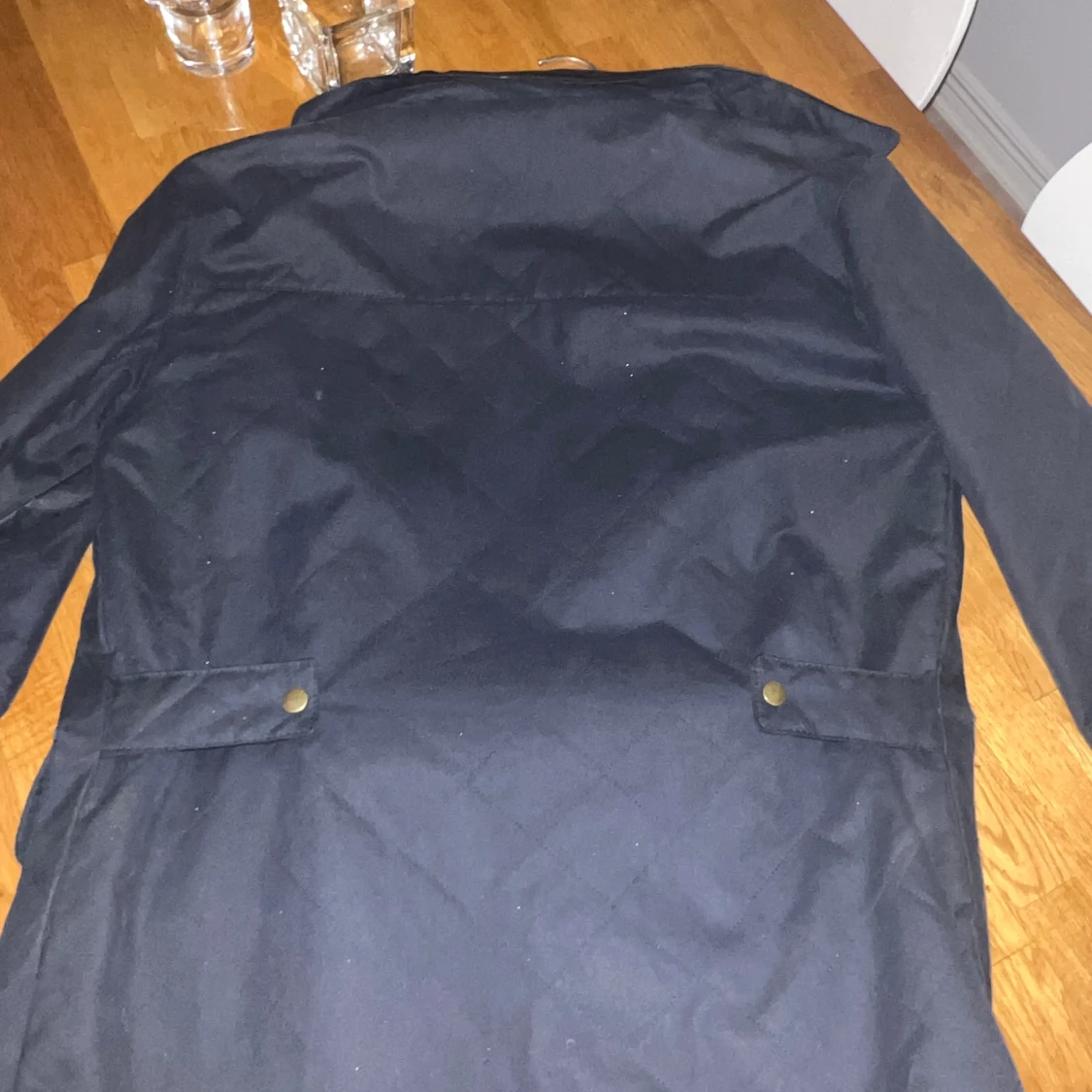 Mörkblå quiltad jacka Savvy Citizen - 2