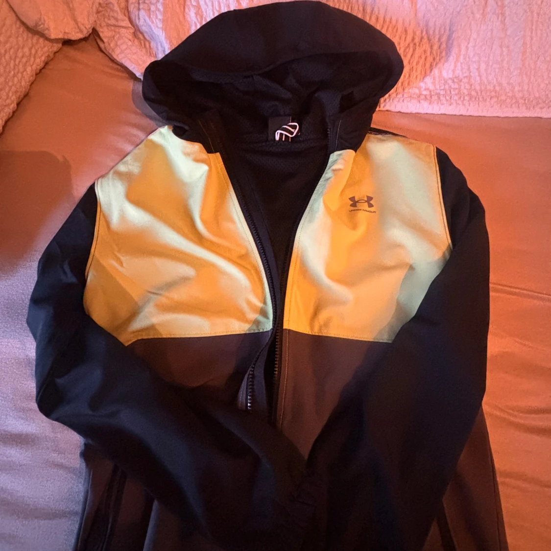Under Armour vindjacka  - 1