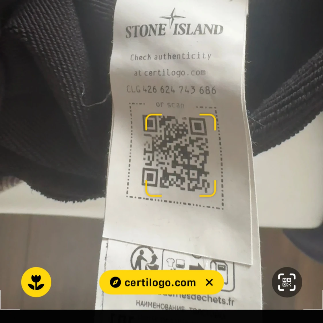 Svart hoodie från Stone Island - 3