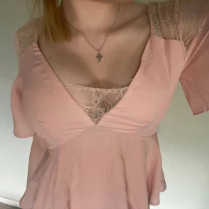 Rosa tröja  - Supersöt rosa tröja🩷