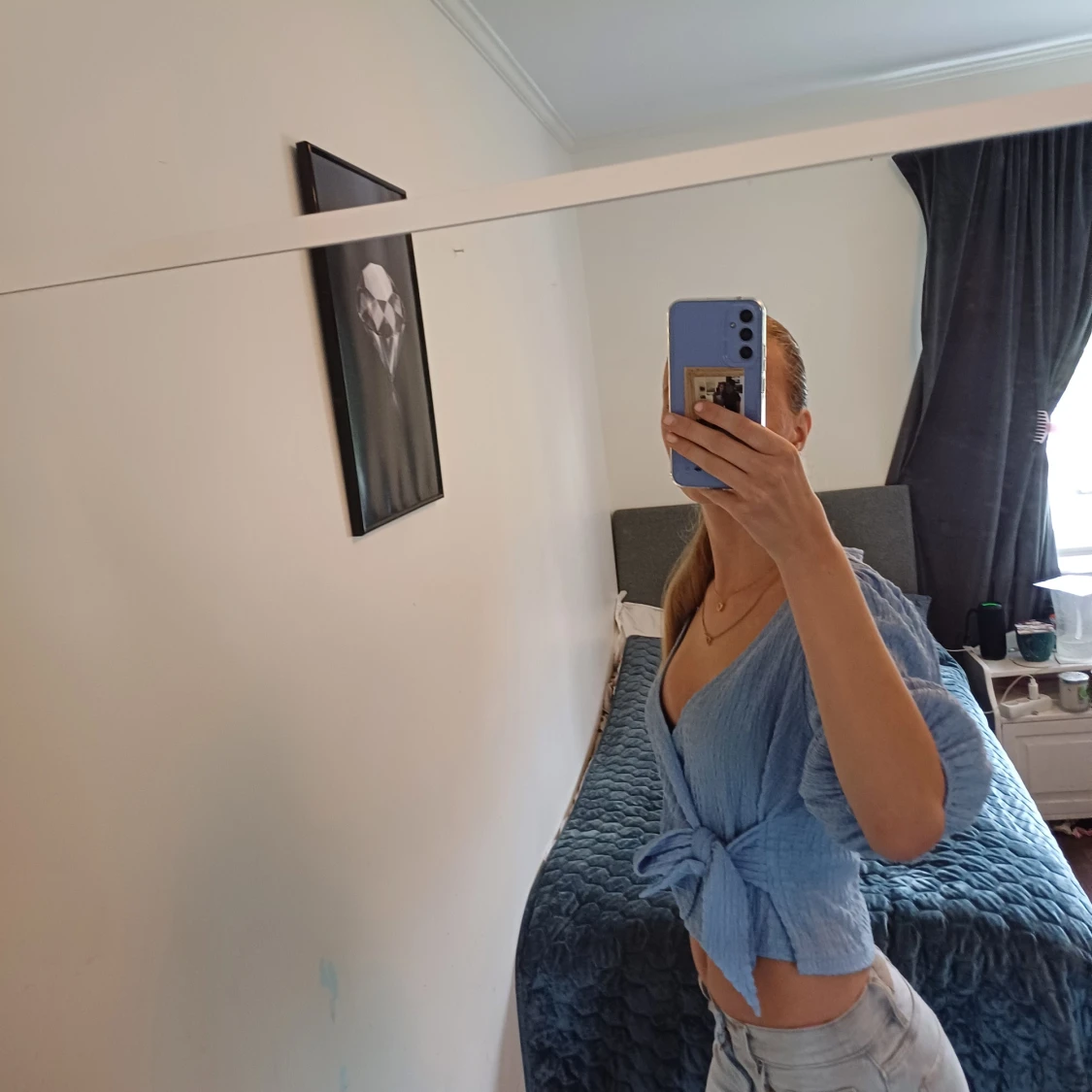 Blå blus från Monki - 2