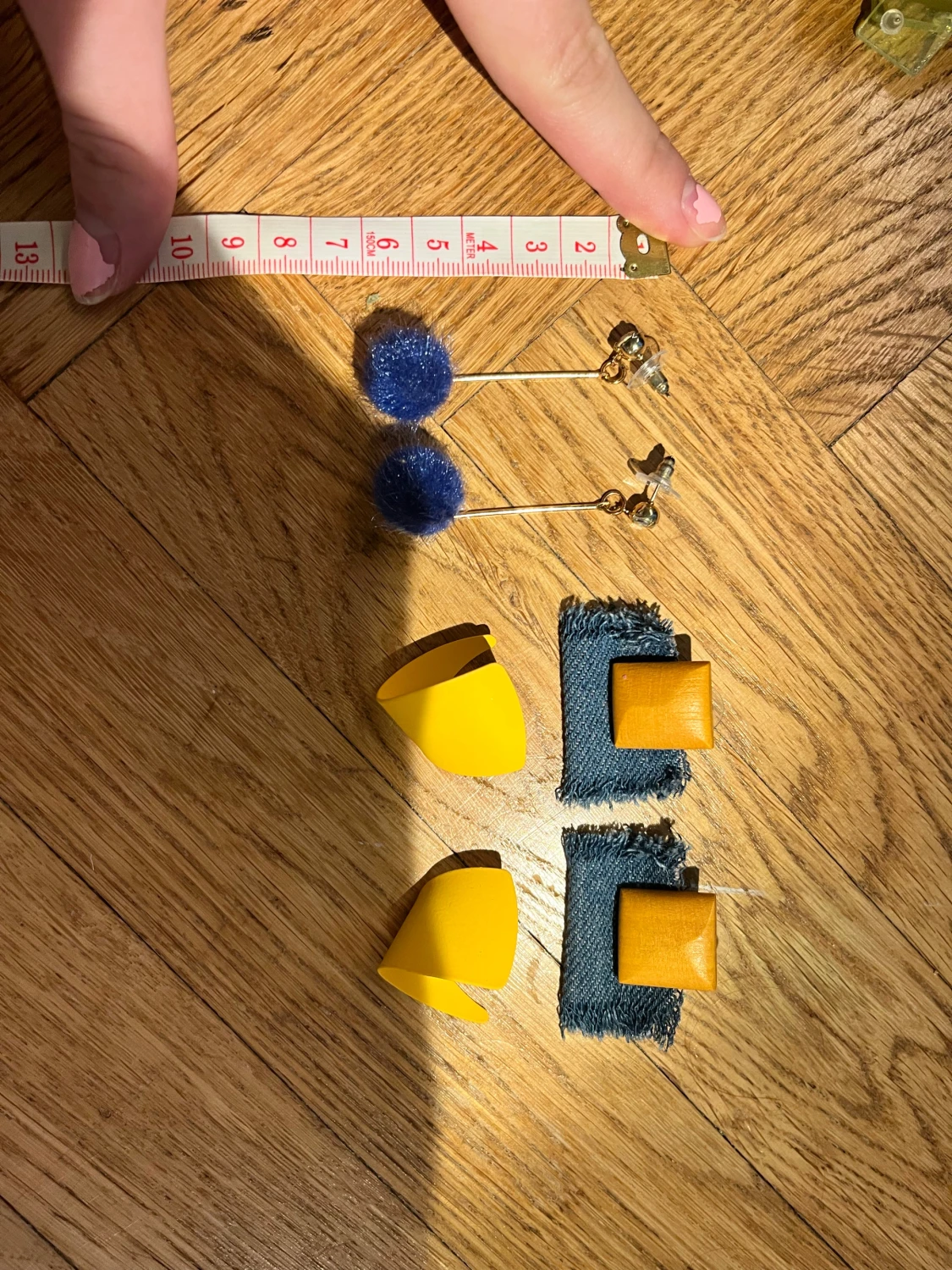 Tre par färgglada örhängen - 2