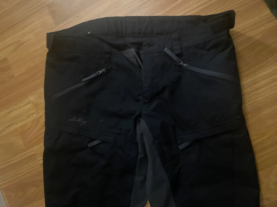 Svarta täckbyxor från Lundhags - 1