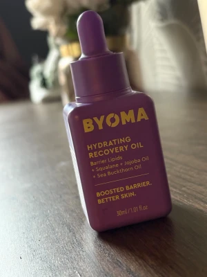 BYOMA Hydrating Recovery Oil 30ml - Cirka 65-70% kvar 