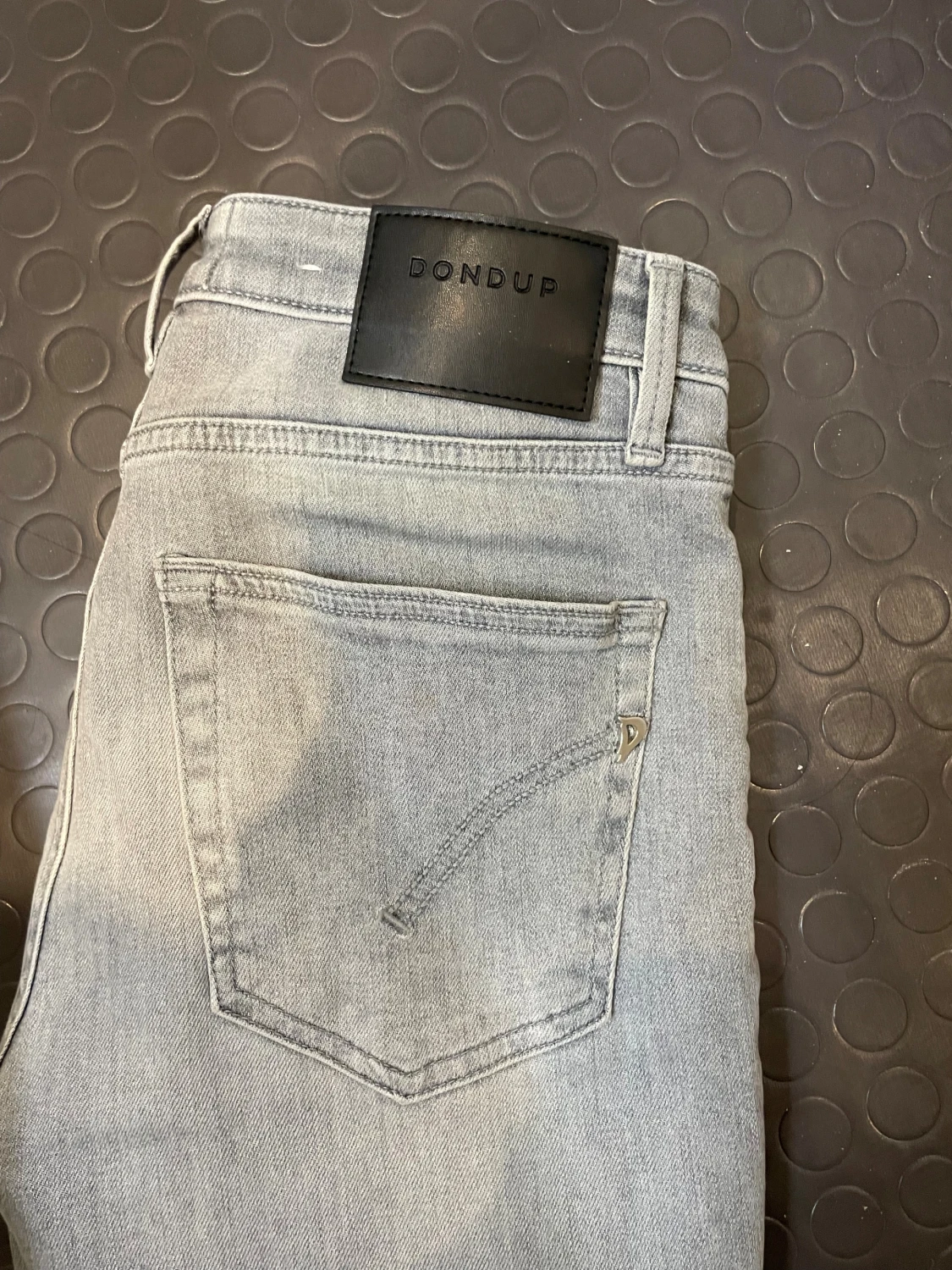 Grå Dondup Jeans