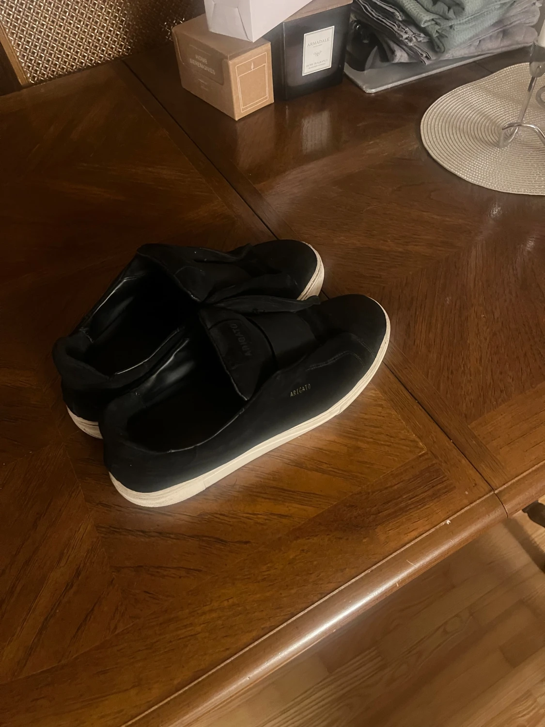 Svarta sneakers från Axel Arigato - 2