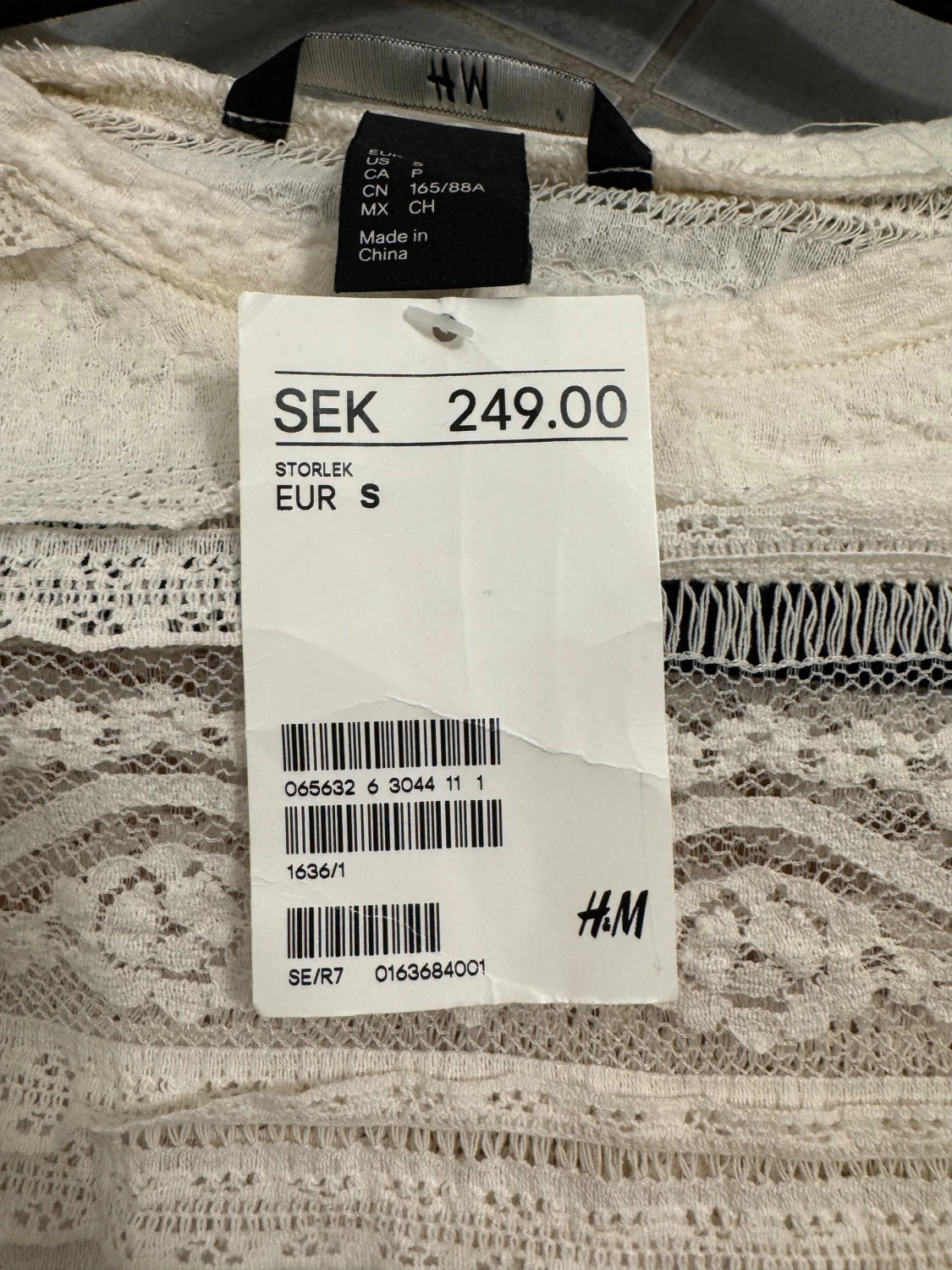 Vit spetsblus från H&M, storlek S - 1