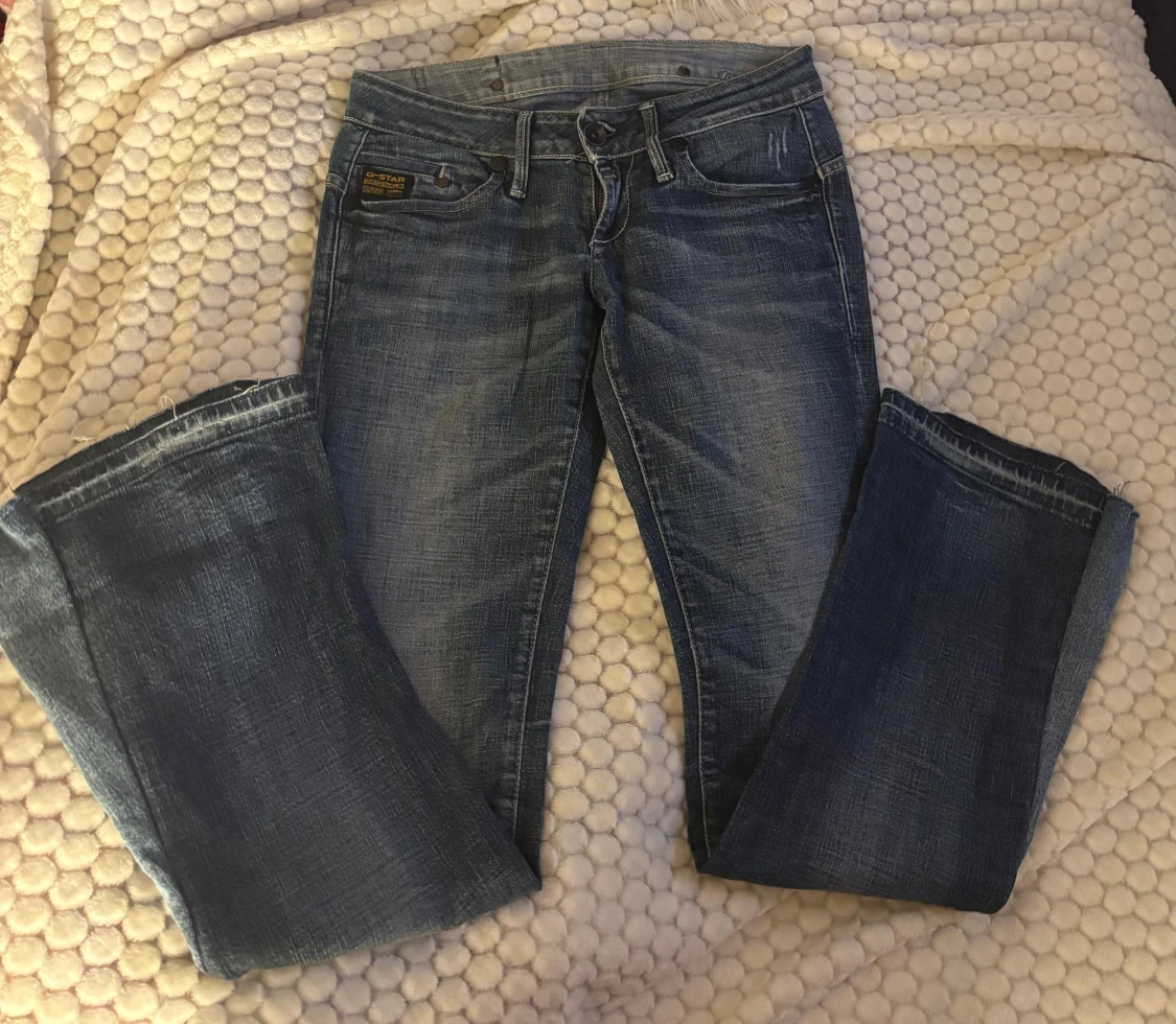 Blå bootcut jeans från G-Star RAW