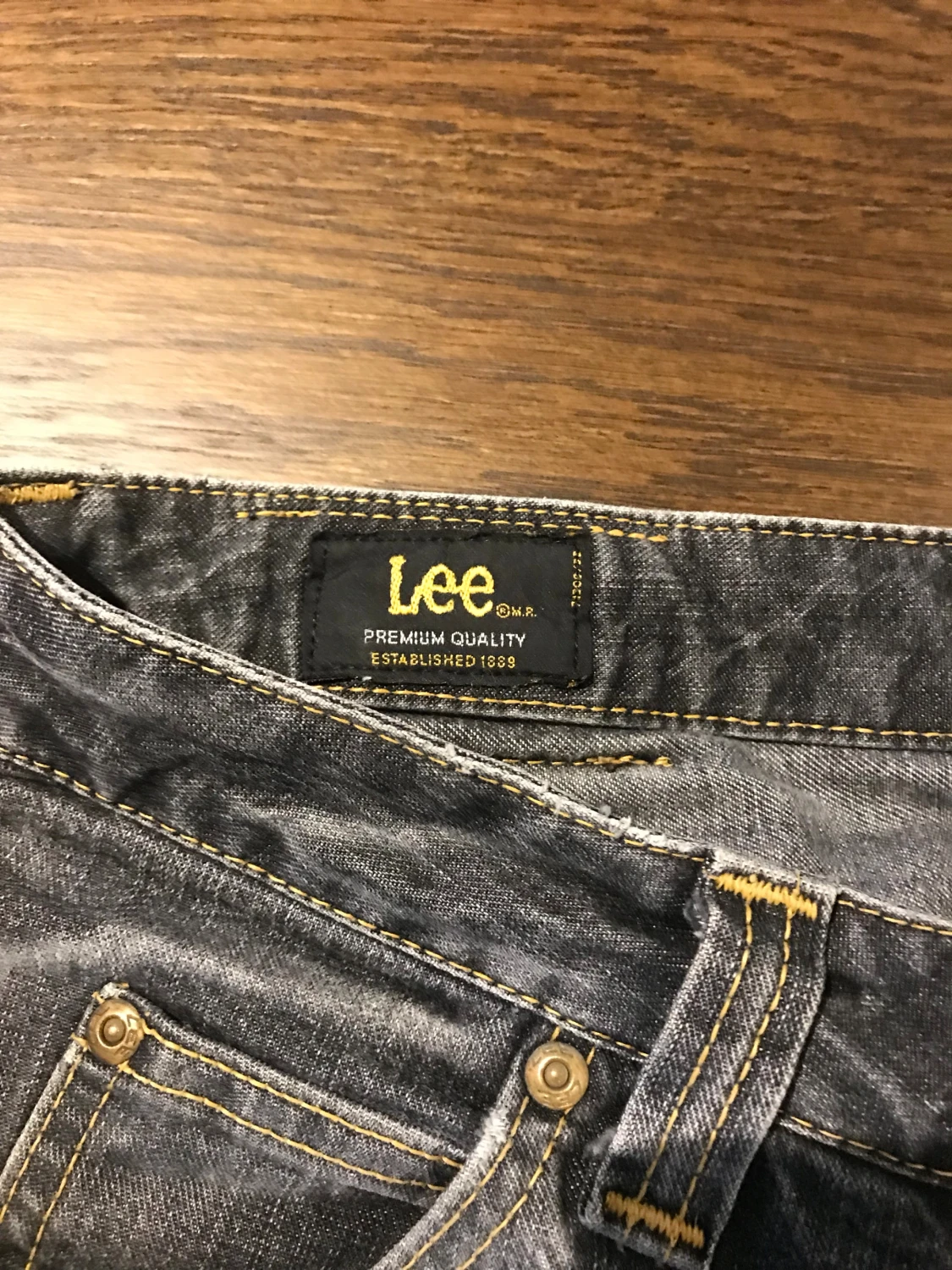 Grå bootcut jeans från Lee - 1