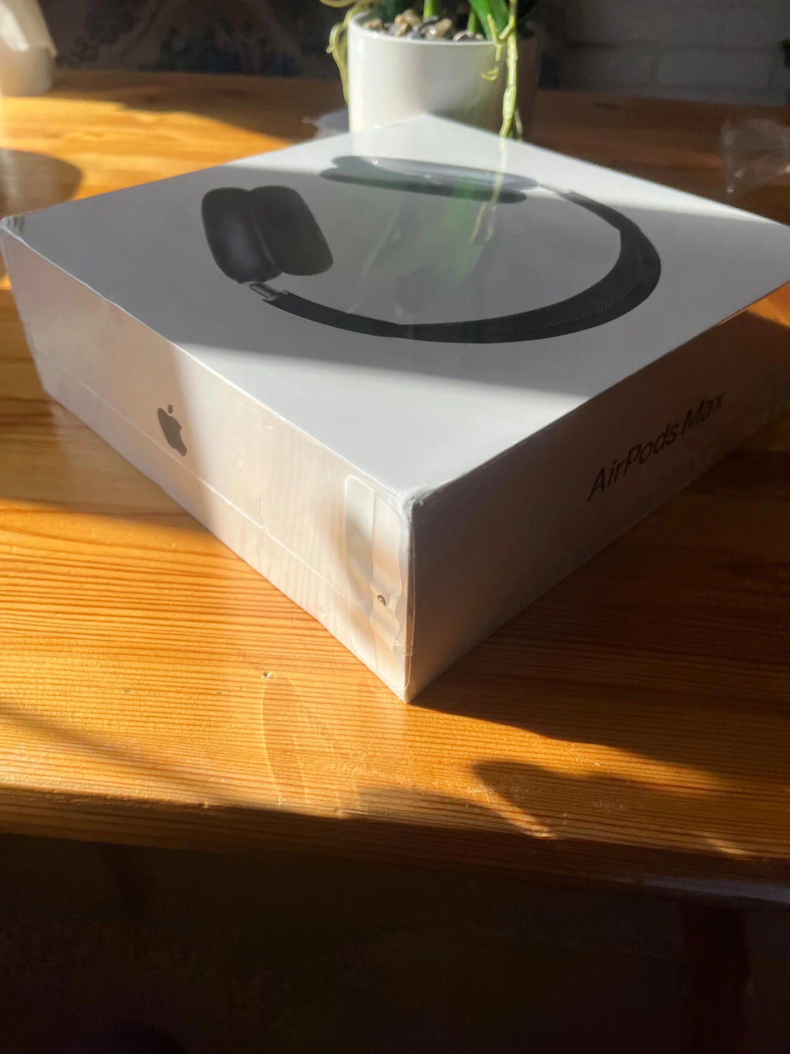 Identiska hörlurar - AirpodMax - 1