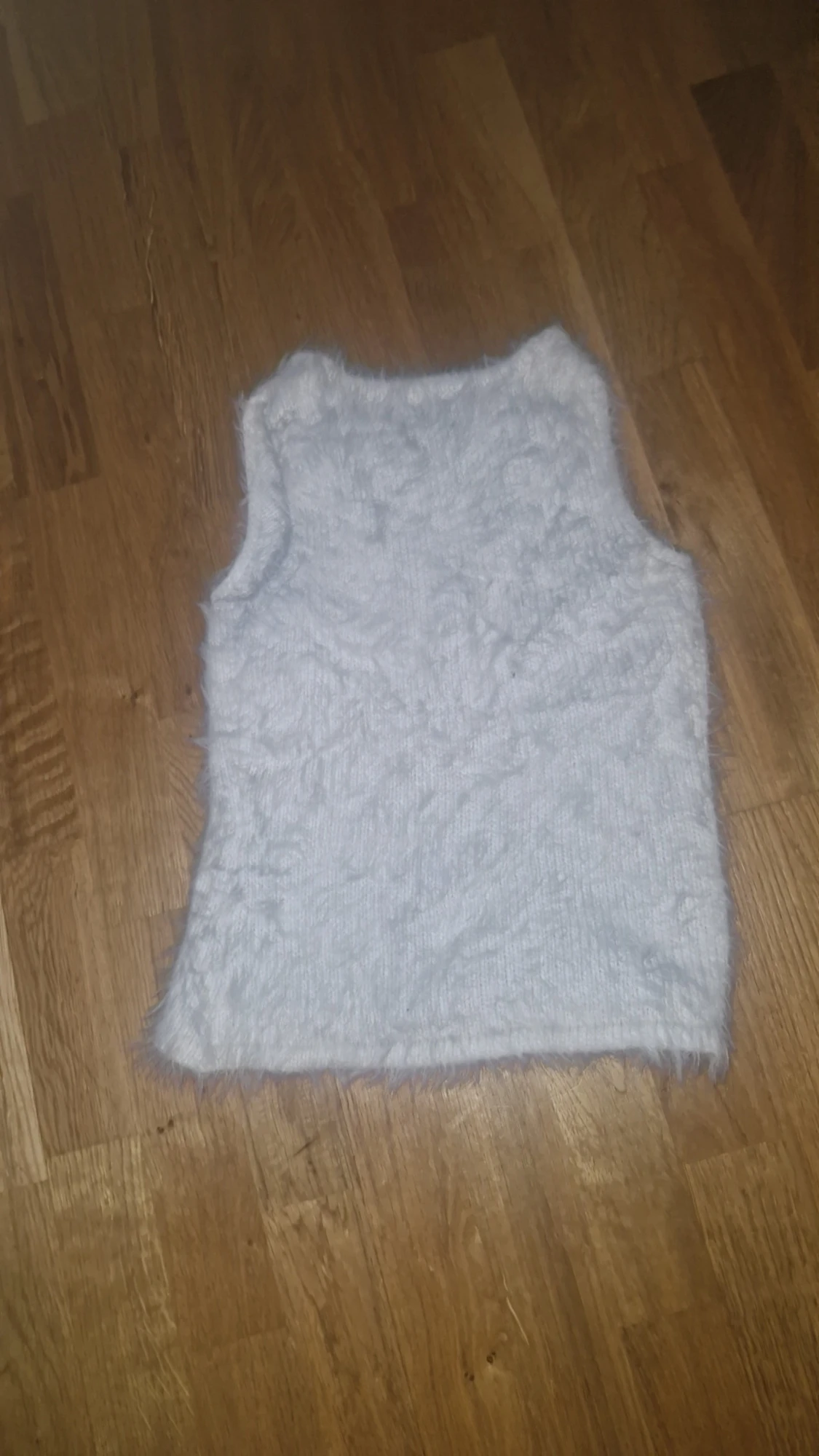 Vit fluffig stickad linnetopp Lindex - 1