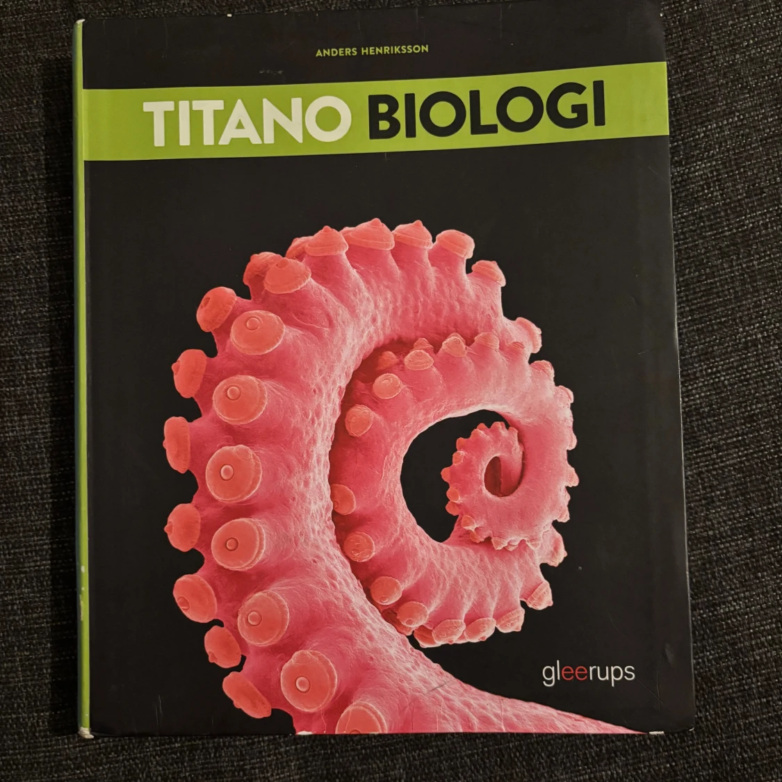 Titano Biologi