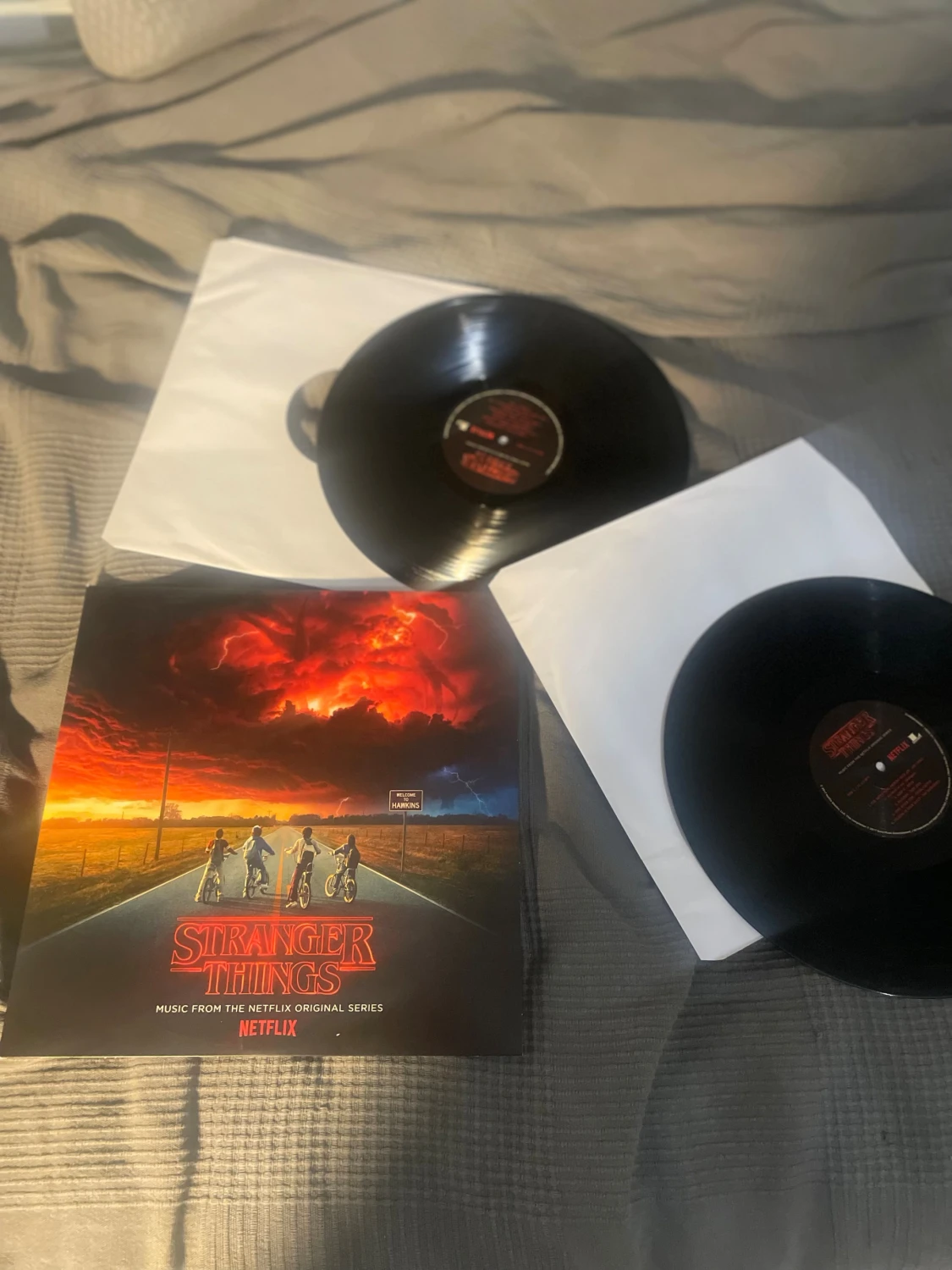 Stranger Things: Music from the Netflix Original Series 2x lp  - 2