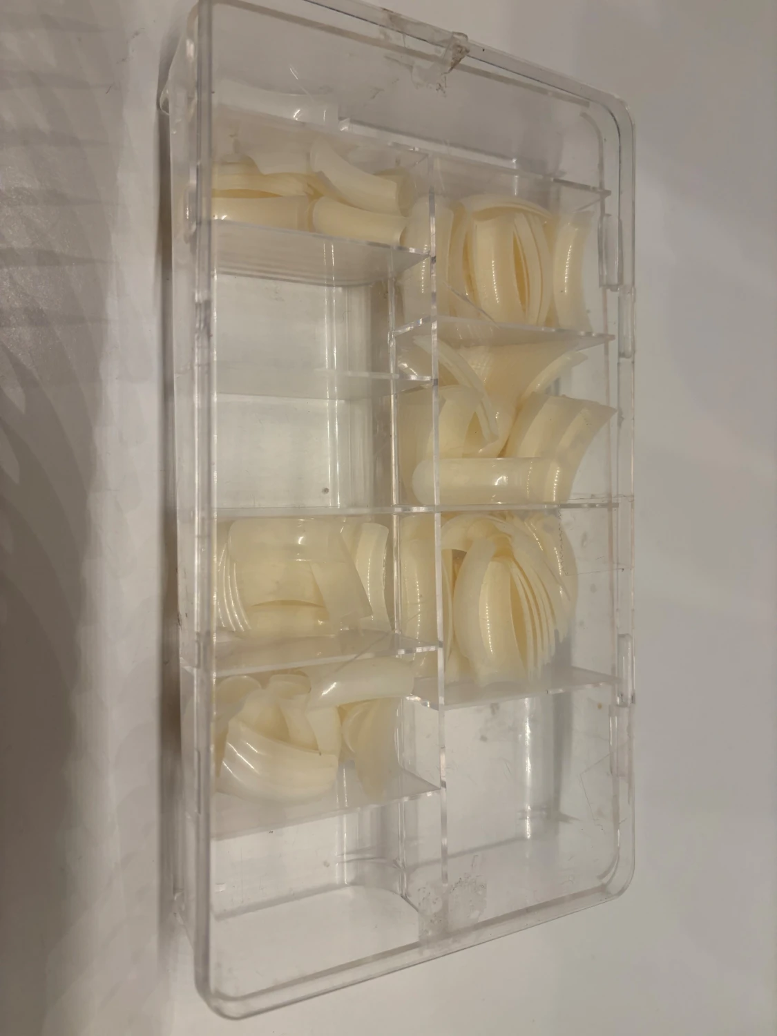 Falska nageltippar i plast - 1