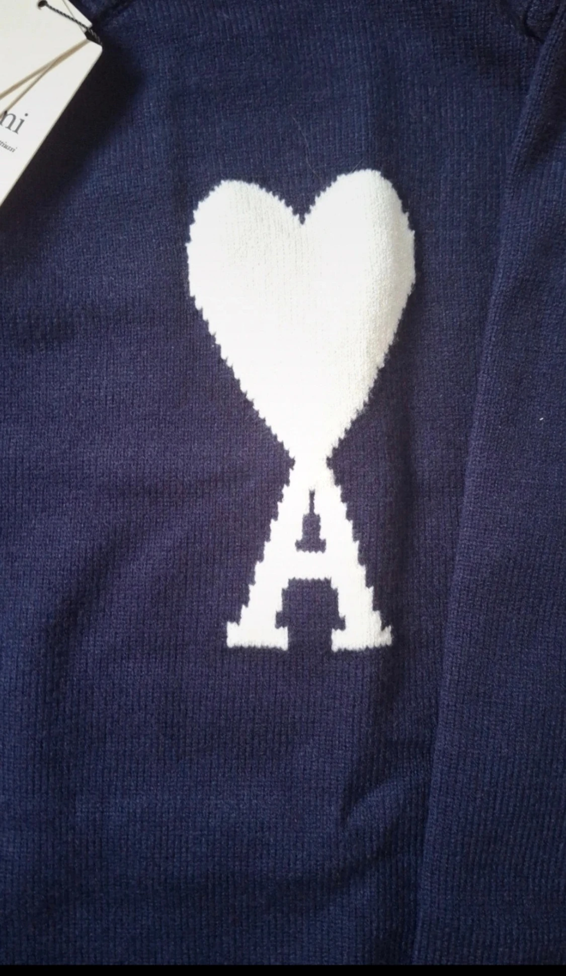 Marinblå stickad tröja från Ami - 3
