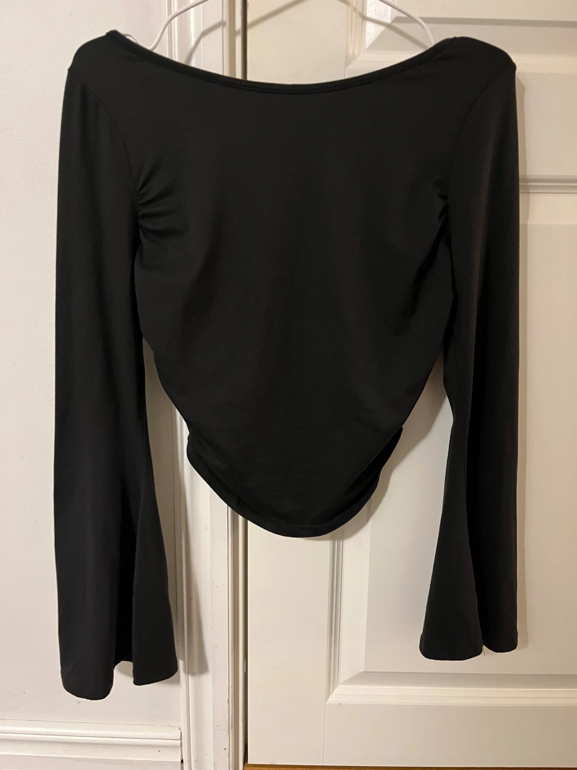 Svart långärmad topp