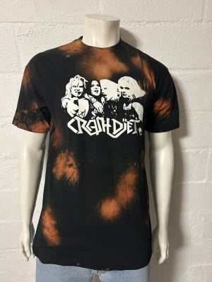 T-shirt Crashdiet storlek XL - Helt ny T-shirt med Crashdiet. Storlek XL. Tuffa meleringar på. 