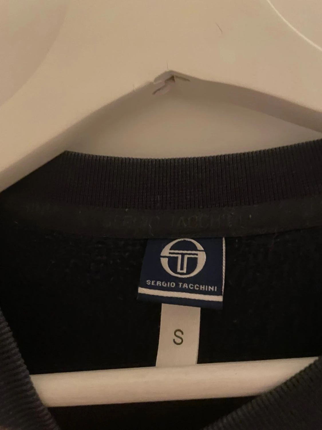 Mörkblå sweatshirt från Sergio Tacchini - 1