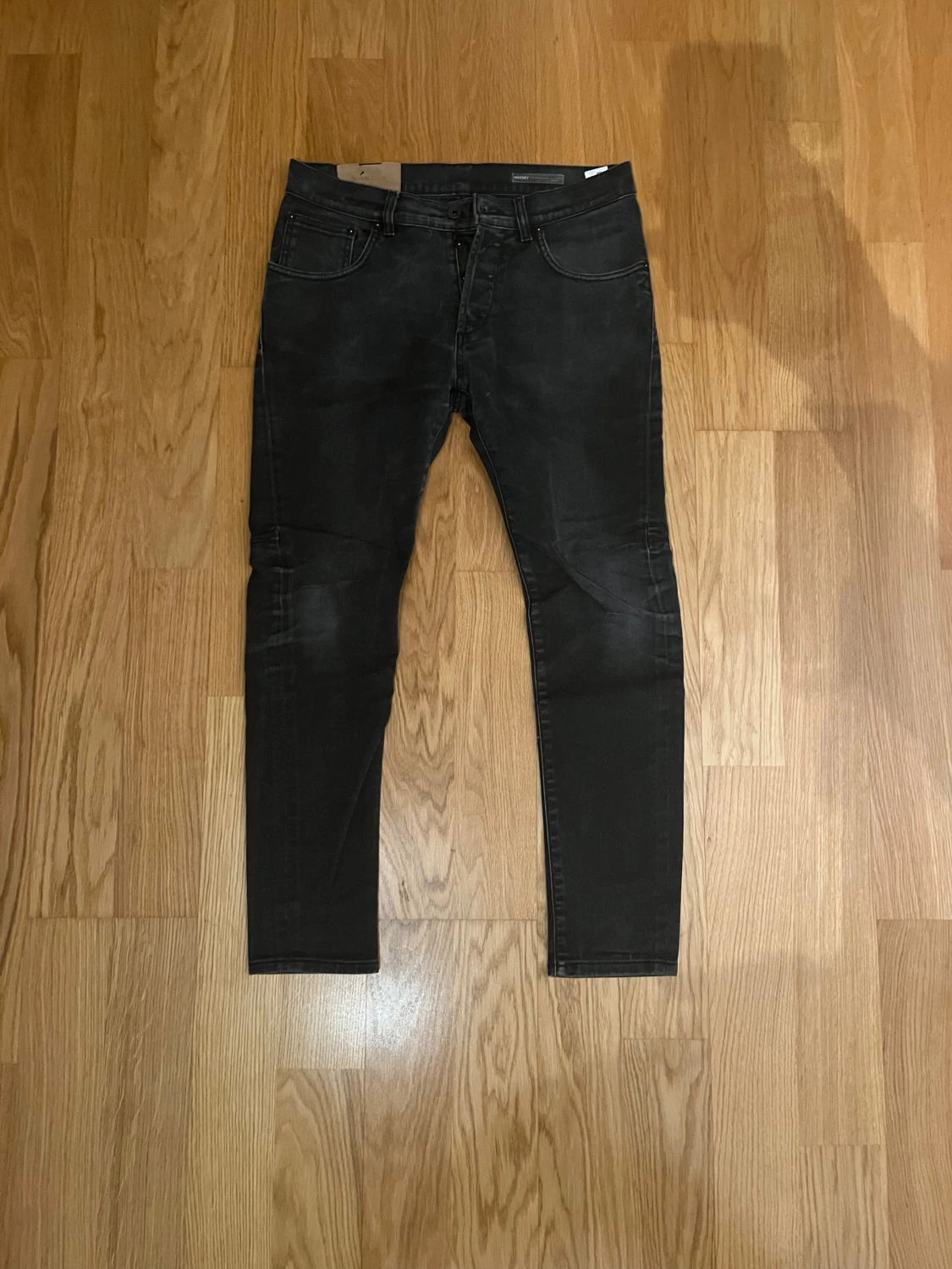 Svarta Dondup jeans med skön tvätt