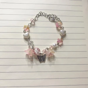 Armband  - 100% handgjord av mig, kontakta innan du köper! Ta gärna postnord och inte instabox!