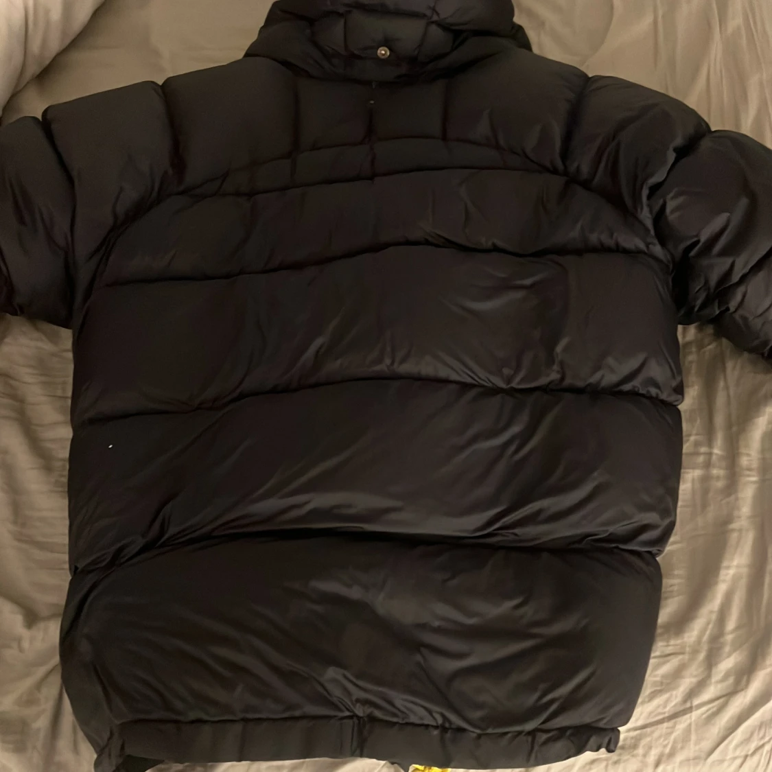 Svart pufferjacka från Fjällräven - 1