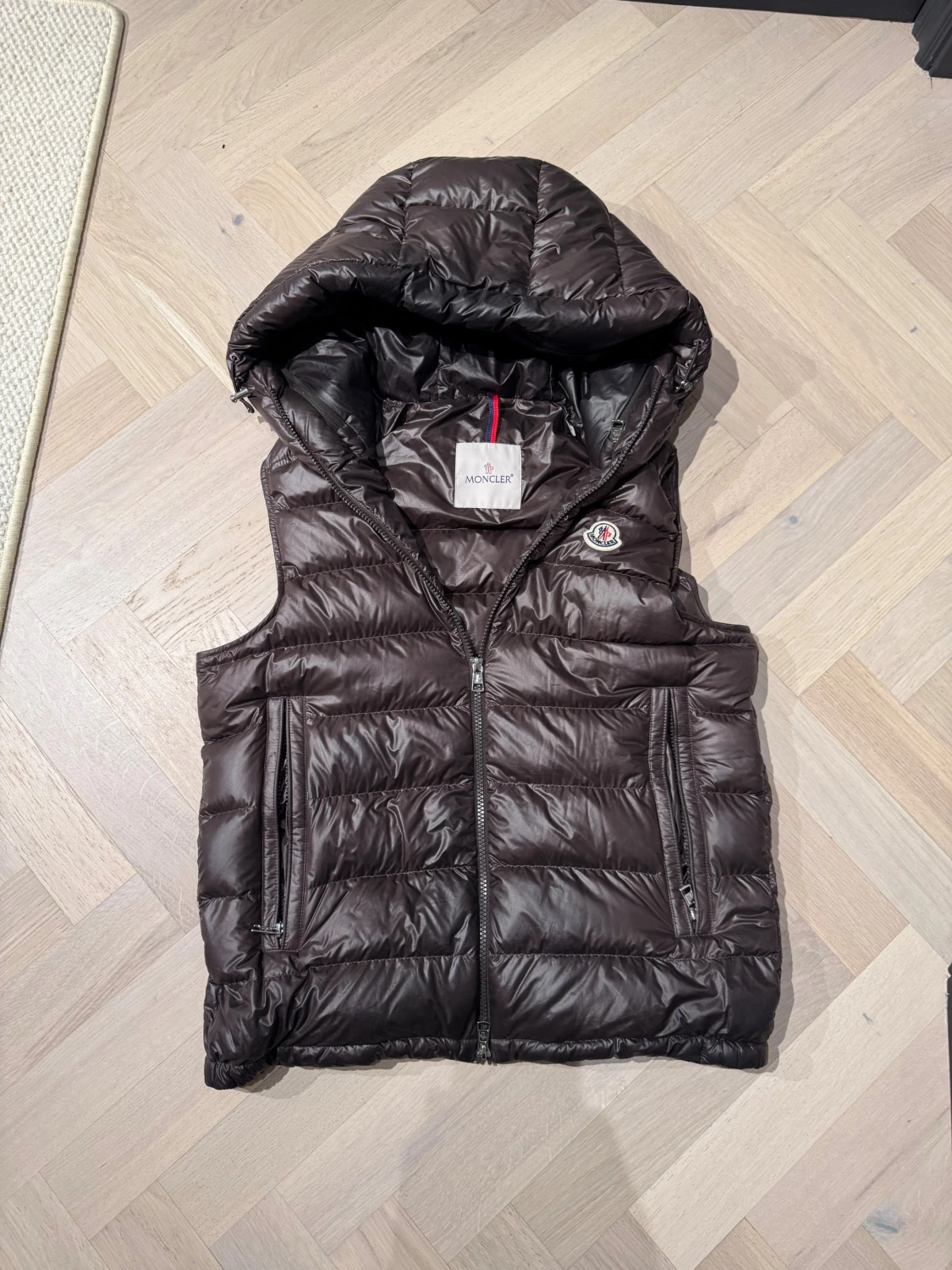 Moncler GUI Väst  - 2