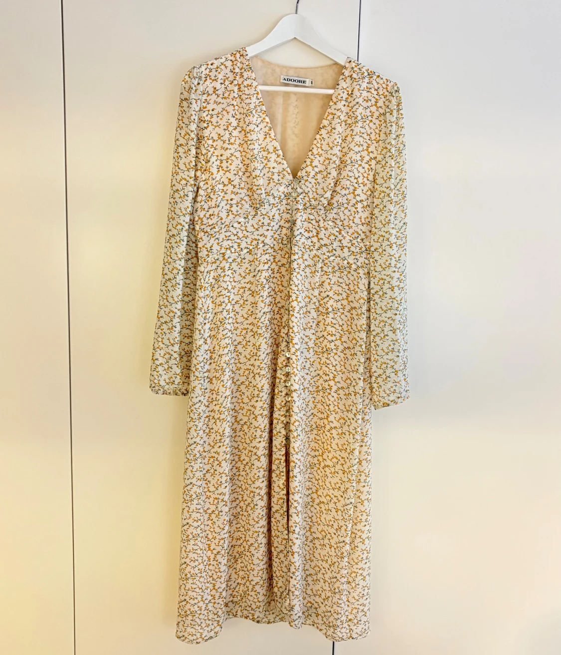 Klänning från Adoore