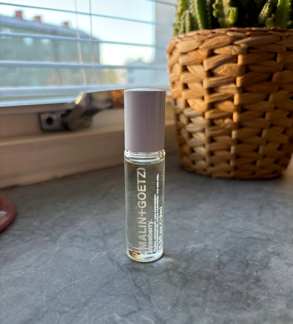 Malin+Goetz Strawberry Roll-On