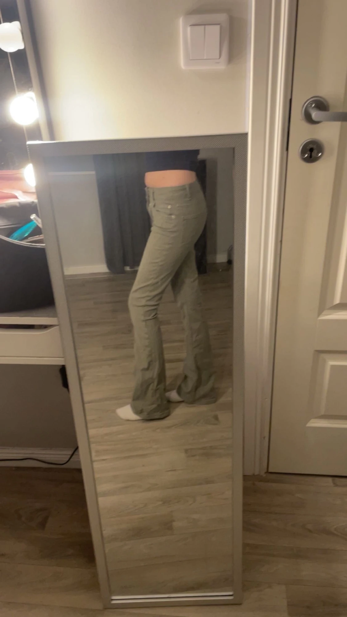 Gröna low bootcut byxor från lager 157 - 2