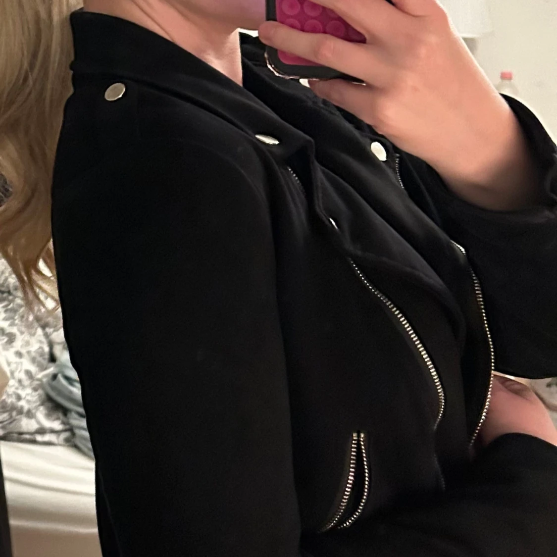 Svart bikerjacka med dragkedjor - 2