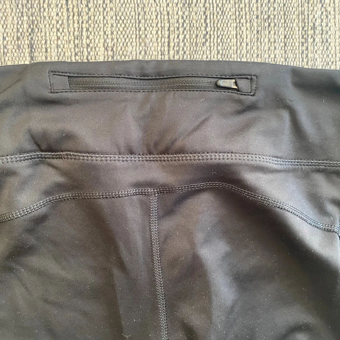 Svarta Nike tights med snörning - 4