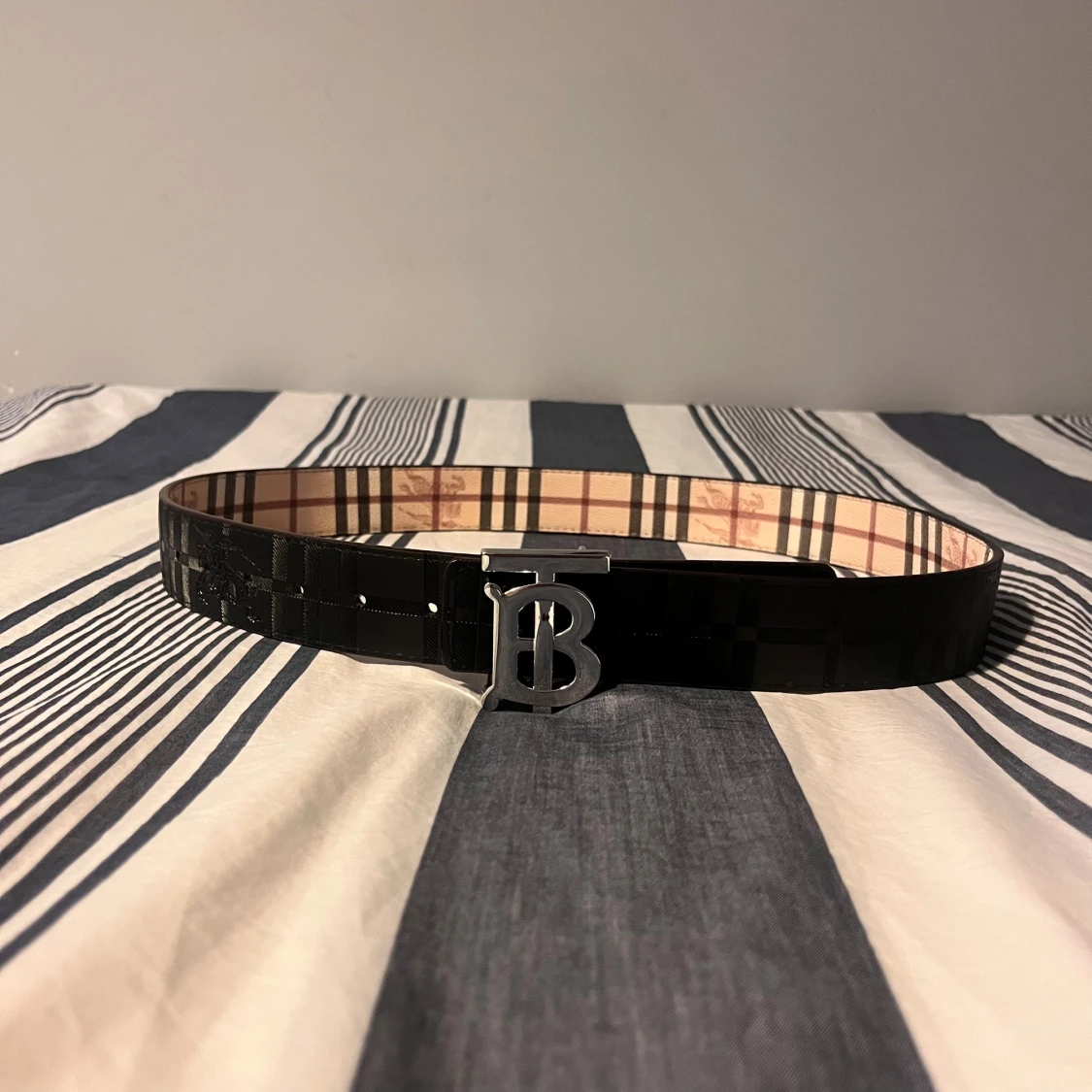 Burberry rutig skärp med B-spänne - 3