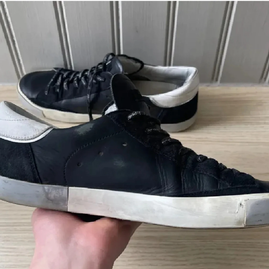 Svarta sneakers från Philippe Model - 2