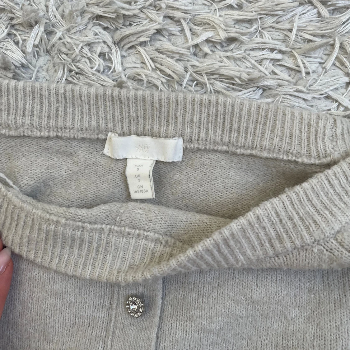 Beige off-shoulder tröja  - 3